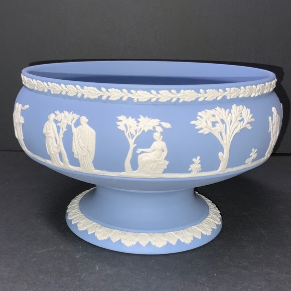 WEDGWOOD Blue Jasperware Augur’s Imperial Centerpiece Bowl Footed Vase - EUC! - Picture 1 of 9
